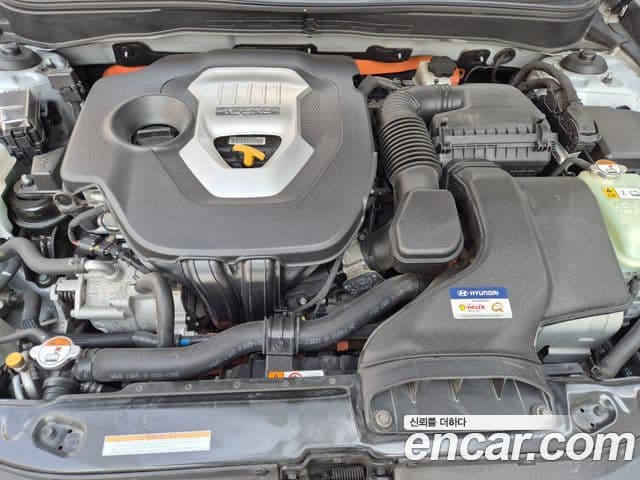 Hyundai Sonata гибрид Royal, 2012 6