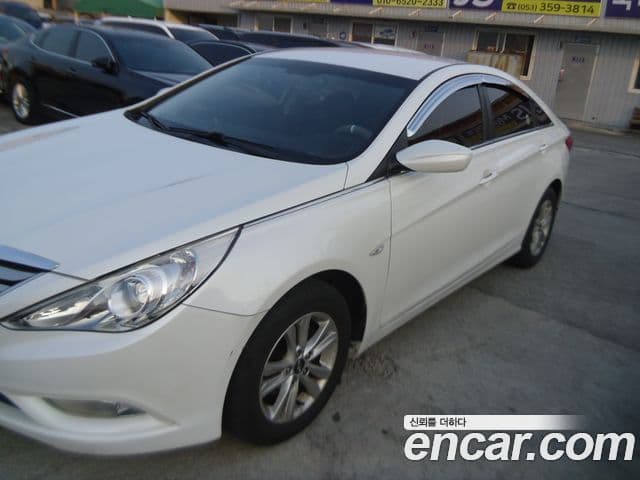 Hyundai YF Sonata Luxury, 2010 2