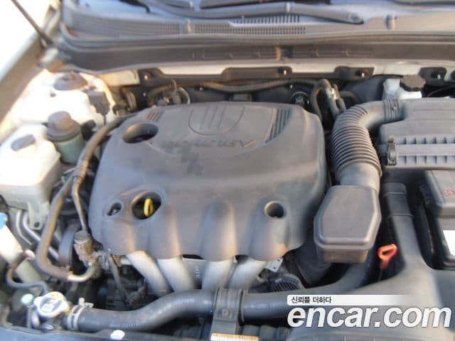 Hyundai YF Sonata Luxury, 2010 15