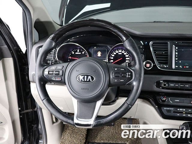 Kia All New Carnival President, 2016 14