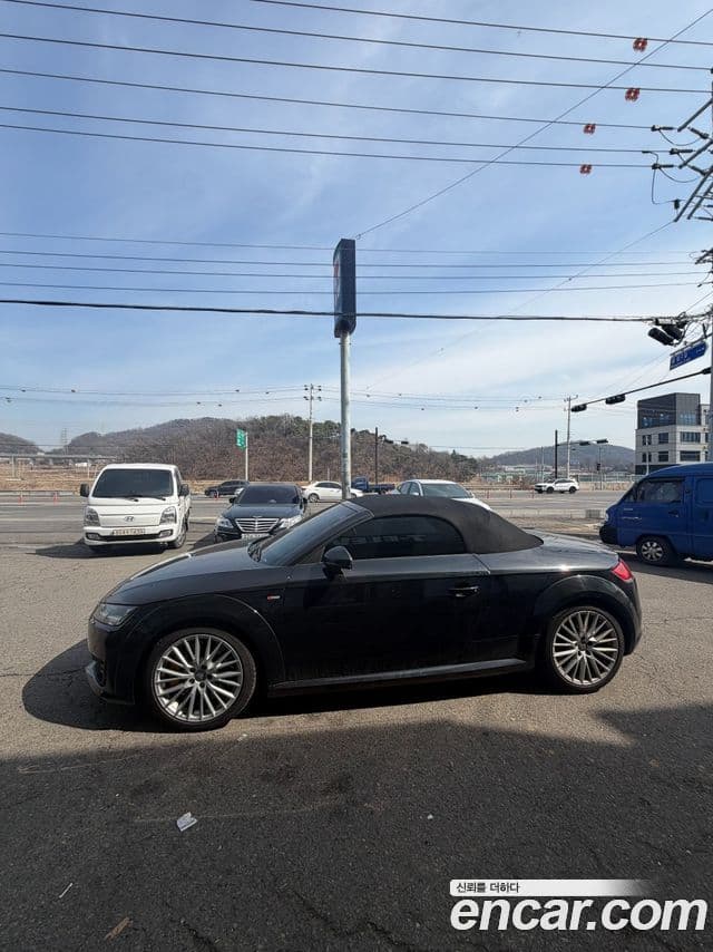 Audi TT (8S) Roadster 45 TFSI Quattro, 2016 4