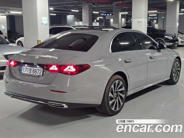 Mercedes-Benz E-класс W214 Exclusive, 2024 6