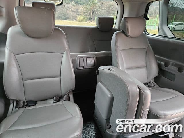 Hyundai Grand Starex CVX Luxury, 2015 16