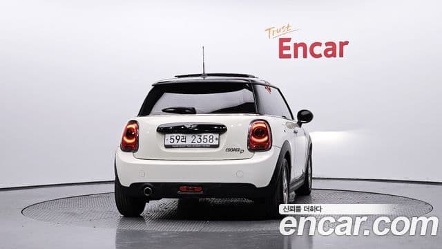 Mini Cooper D 3세대, 2018 4