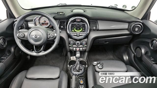 Mini Cooper D 3세대, 2018 7