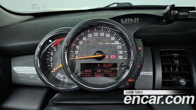 Mini Cooper D 3세대, 2018 8