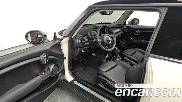 Mini Cooper D 3세대, 2018 11