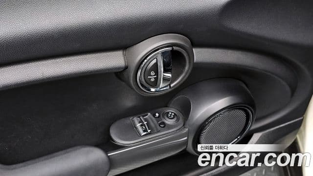 Mini Cooper D 3세대, 2018 18