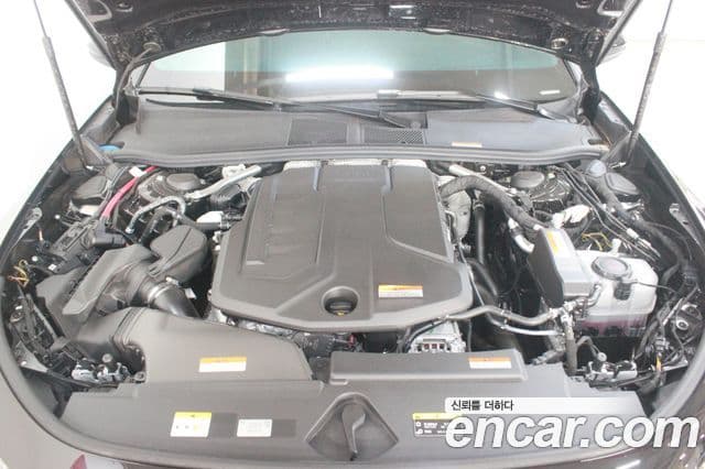 Audi A5 (B10) 40 TFSI Quattro S Line, 2025 6