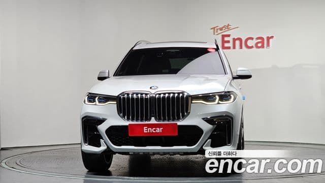 BMW X7 (G07) xDrive 40i M Sport 6인승, 2022 3