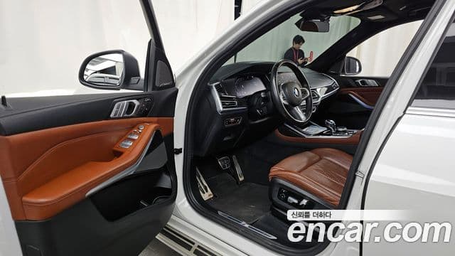BMW X7 (G07) xDrive 40i M Sport 6인승, 2022 10