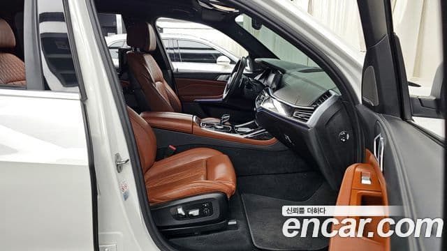 BMW X7 (G07) xDrive 40i M Sport 6인승, 2022 11