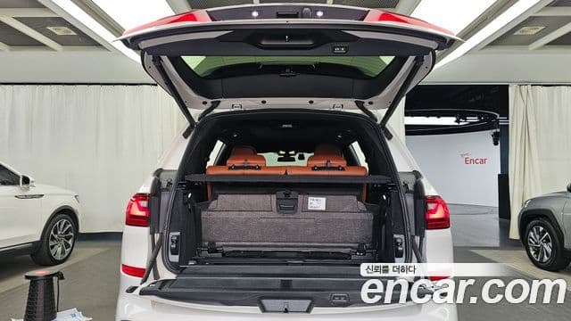 BMW X7 (G07) xDrive 40i M Sport 6인승, 2022 20