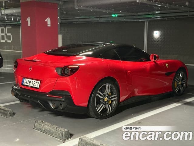 Ferrari 포르토피노 3.9 V8, 2019 4