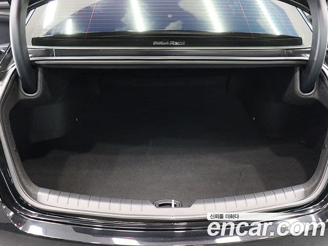 Kia The / новый New K8 Signature, 2025 все фото