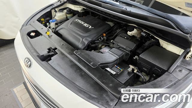 Kia All New Carnival Prestige, 2015 6