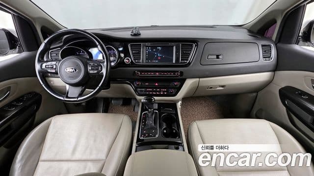 Kia All New Carnival Prestige, 2015 7