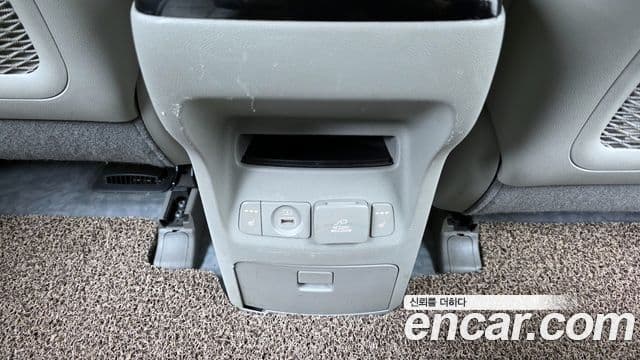 Kia All New Carnival Prestige, 2015 18