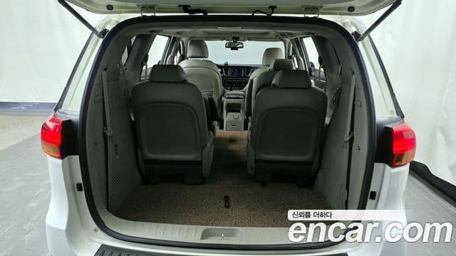 Kia All New Carnival Prestige, 2015 20