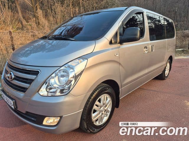 Hyundai Grand Starex Smart, 2017 1