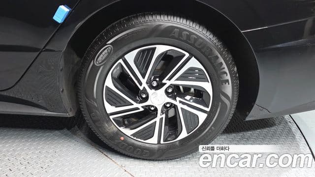 Hyundai Sonata гибрид (DN8) Modern, 2022 все фото