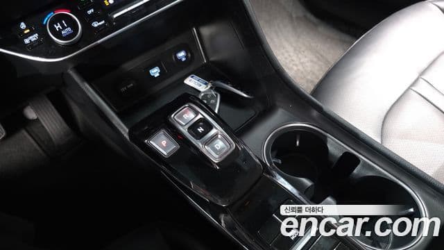 Hyundai Sonata гибрид (DN8) Modern, 2022 9
