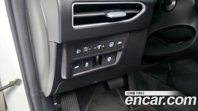 Hyundai Sonata гибрид (DN8) Modern, 2022 17