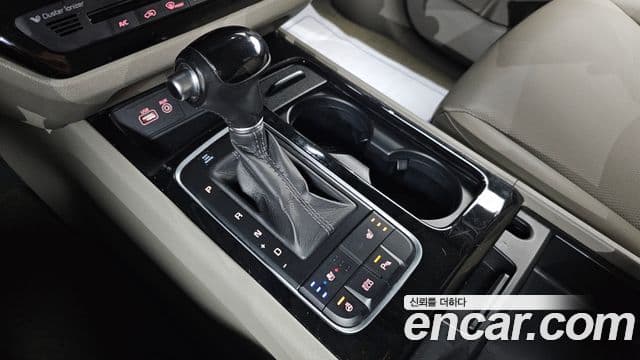 Kia All New Carnival Prestige, 2015 9