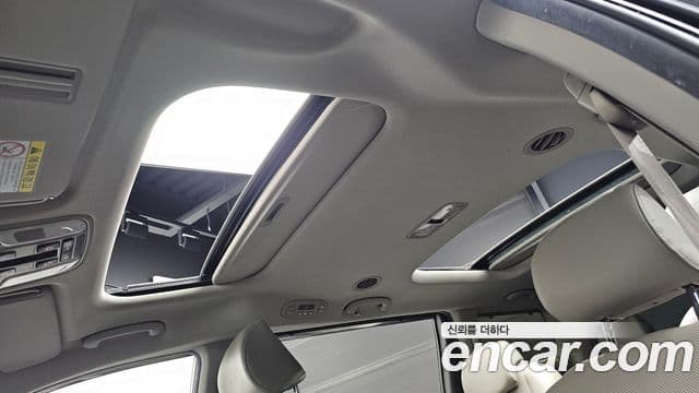 Kia All New Carnival Prestige, 2015 17