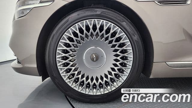 Genesis G90 Premium Luxury, 2021 все фото