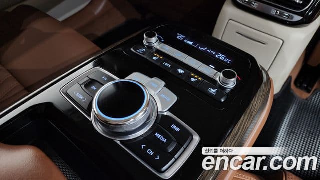 Genesis G90 Premium Luxury, 2021 19