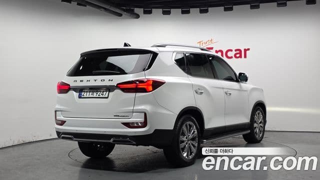 KG모빌리티(SsangYong) Rexton New Arena Noblesse, 2024 2