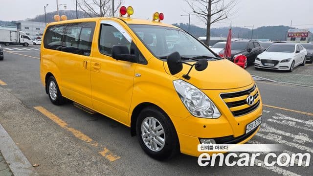 Hyundai Grand Starex детский перевозочный автомобиль, 2016 4