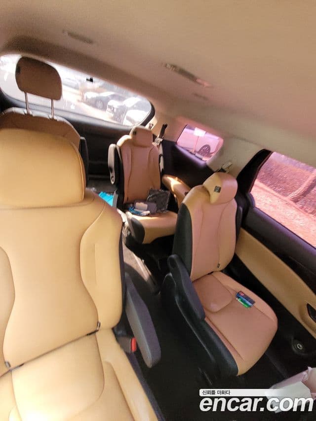 Kia Carnival 4세대 Prestige, 2022 10
