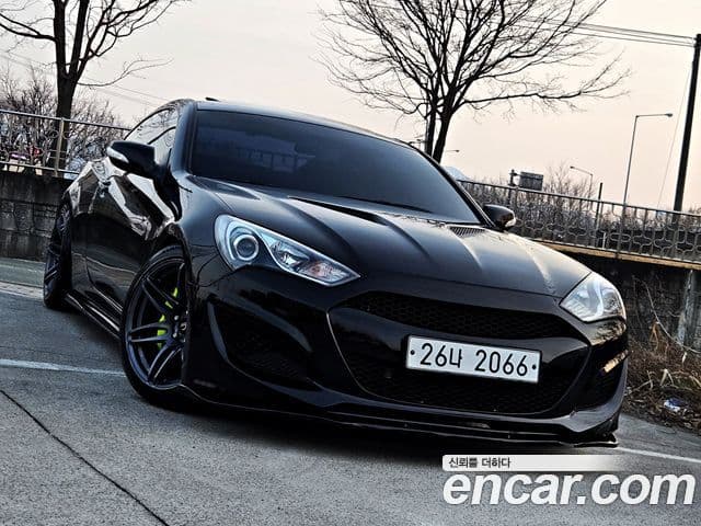 Hyundai Genesis купе 380 GT-RW, 2011 1