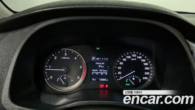 Hyundai All New Tucson Modern, 2017 8