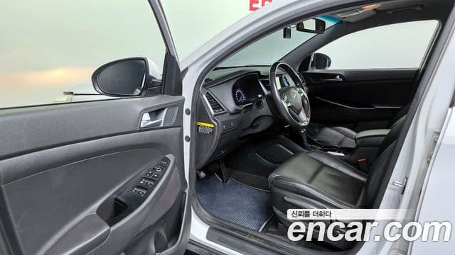 Hyundai All New Tucson Modern, 2017 11