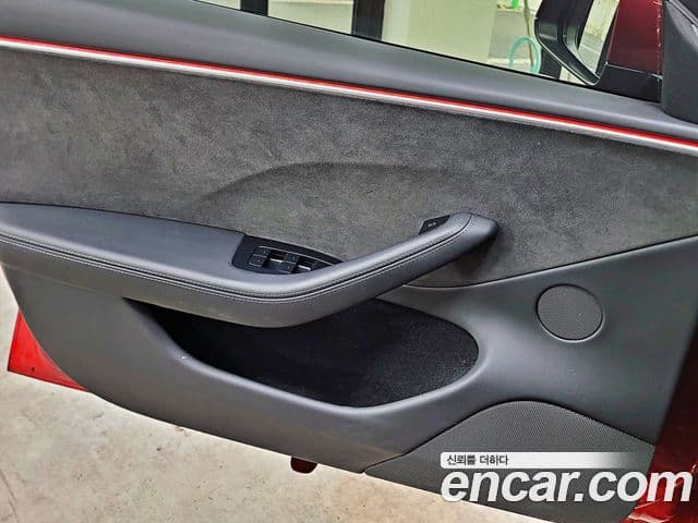 Tesla модель 3 Long Range AWD, 2024 8