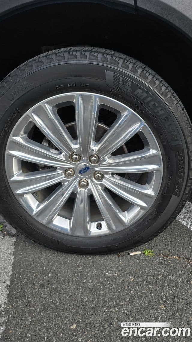 Ford Explorer 6세대 2.3 Limited 4WD, 2020 20