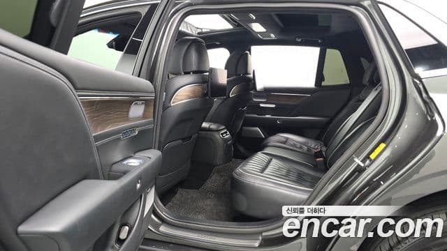 Genesis G90 (RS4) бензин 3.5 турбо AWD, 2022 12