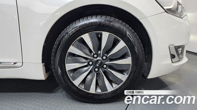 Kia K7 гибрид Prestige, 2014 все фото