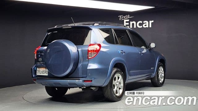 Toyota RAV4 3세대, 2010 2