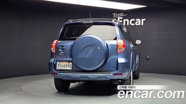 Toyota RAV4 3세대, 2010 4