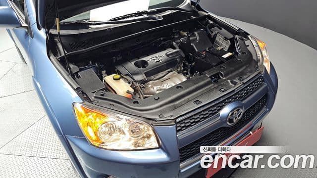 Toyota RAV4 3세대, 2010 6