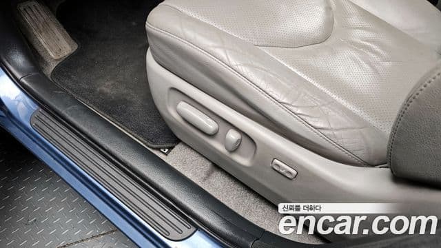 Toyota RAV4 3세대, 2010 18