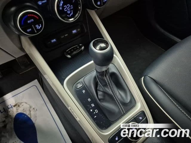 Hyundai Venue 1.6 Flux, 2022 8