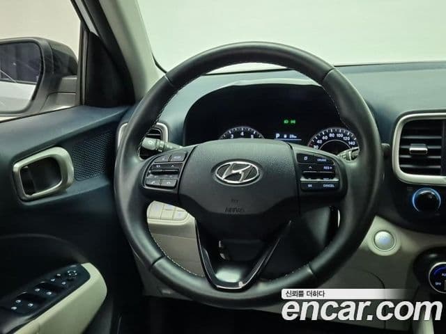 Hyundai Venue 1.6 Flux, 2022 9