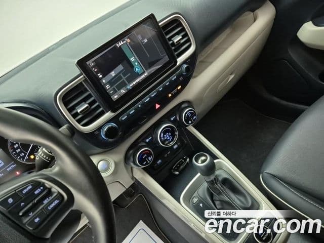 Hyundai Venue 1.6 Flux, 2022 10