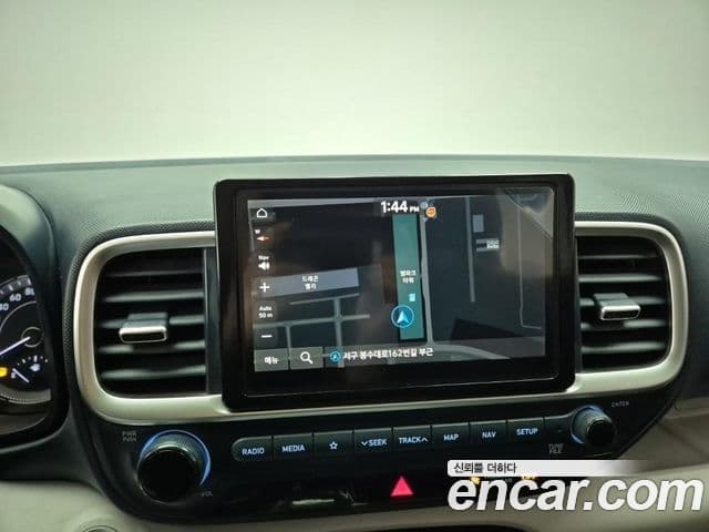 Hyundai Venue 1.6 Flux, 2022 13