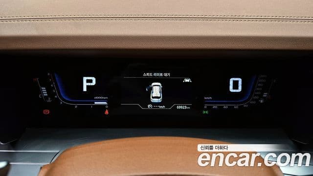 KG모빌리티(SsangYong) Torres T7, 2023 8